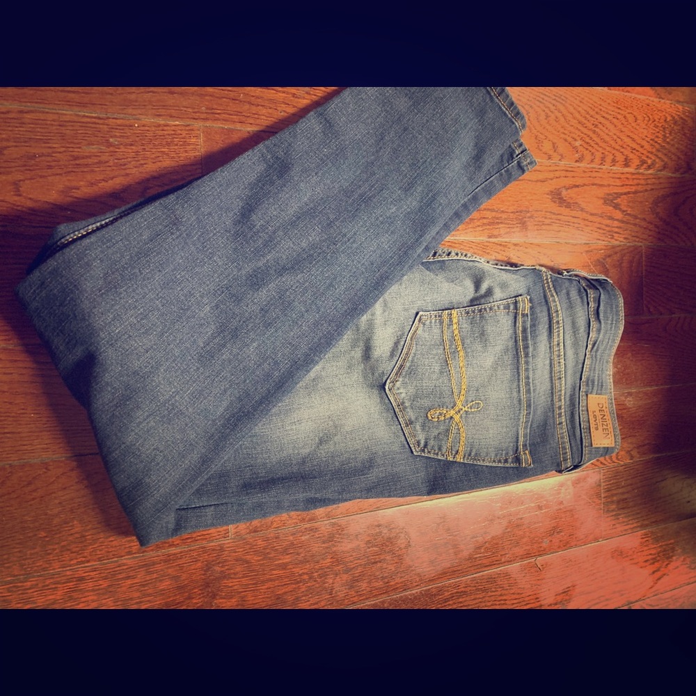 Levi’s Jegging low rise size 11, 30 waist